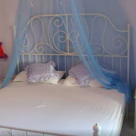 Hotel Angels In Fira (Santorini)