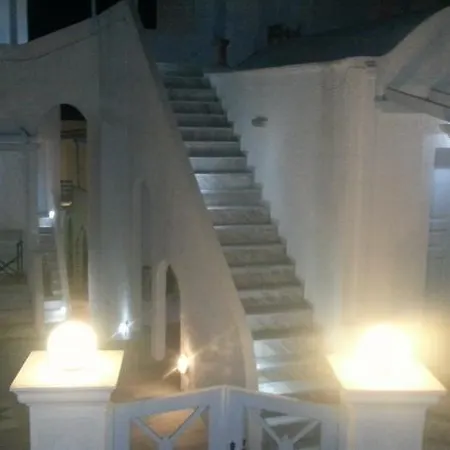 Angels In Hotel 3*